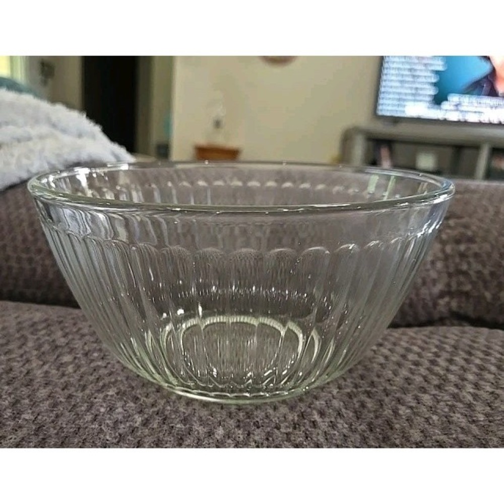 Pyrex "Sculptured Clear" Collection Ribbed Mixing Bowl 7402-S 6-Cup 1.5L Nesting